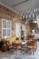 Delight Deluxe Hotel