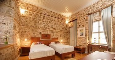 Delight Deluxe Hotel