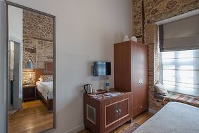 Delight Deluxe Hotel