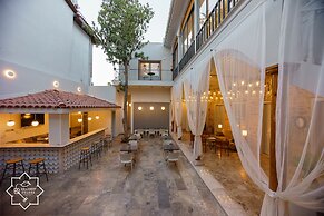 Delight Deluxe Hotel