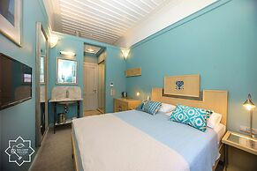 Delight Deluxe Hotel