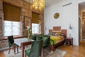 Delight Deluxe Hotel