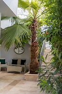 Delight Deluxe Hotel