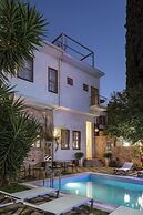 Delight Deluxe Hotel