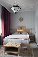 Delight Deluxe Hotel