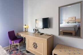 Delight Deluxe Hotel