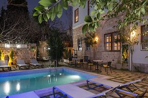 Delight Deluxe Hotel