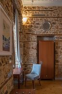 Delight Deluxe Hotel