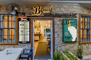 Delight Deluxe Hotel