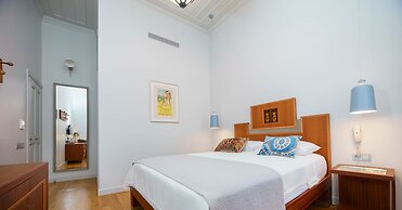 Delight Deluxe Hotel