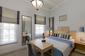 Delight Deluxe Hotel