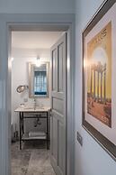 Delight Deluxe Hotel