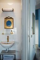 Delight Deluxe Hotel