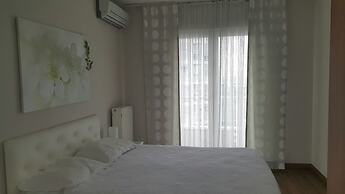 Julia Domna Apartments