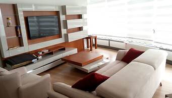 Julia Domna Apartments