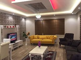 Julia Domna Apartments