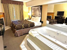 Super 8 by Wyndham Niagara Falls by the Falls