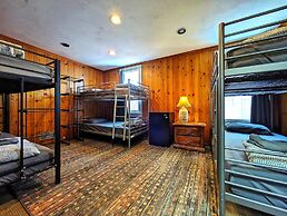 Bunk+Brew Historic Lucas House - Hostel