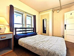 Bunk+Brew Historic Lucas House - Hostel