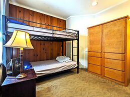 Bunk+Brew Historic Lucas House - Hostel