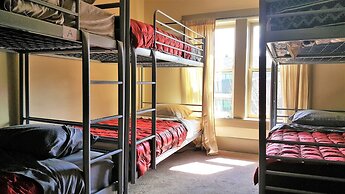 Bunk+Brew Historic Lucas House - Hostel