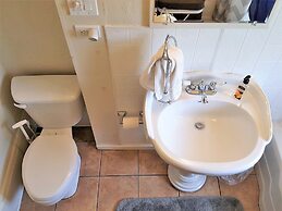 Bunk+Brew Historic Lucas House - Hostel