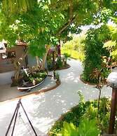 Holiday Village Retreat