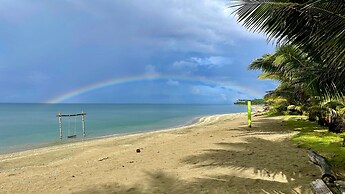 Footprints Beach Resort