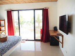 Footprints Beach Resort
