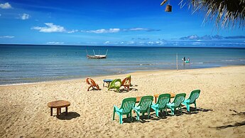 Footprints Beach Resort