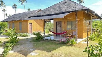Footprints Beach Resort