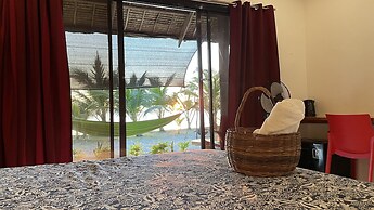 Footprints Beach Resort