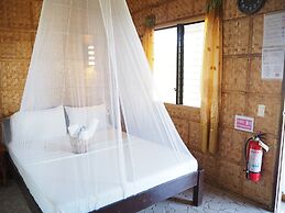 Footprints Beach Resort