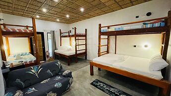 Footprints Beach Resort