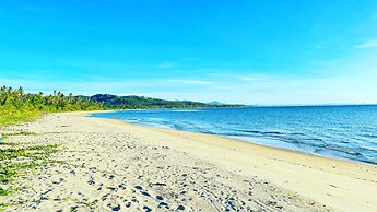 Footprints Beach Resort