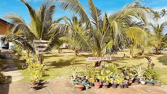 Footprints Beach Resort