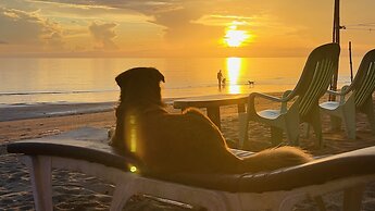 Footprints Beach Resort
