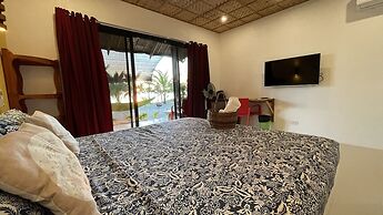 Footprints Beach Resort