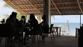 Footprints Beach Resort