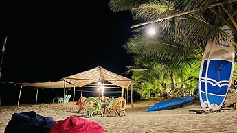 Footprints Beach Resort