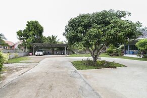 OYO 949 Sansuk Resort Paknampran