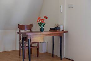 Kabeh Jati Garden Villa and Restaurant