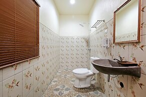 Kabeh Jati Garden Villa and Restaurant