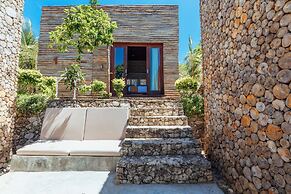 Kabeh Jati Garden Villa and Restaurant