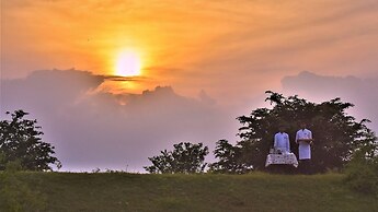 Pugdundee Safaris - Pench Tree Lodge