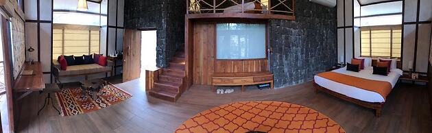 Pugdundee Safaris - Pench Tree Lodge