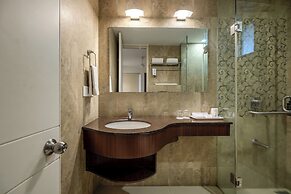 Quality Inn Patria Suites, Rajkot