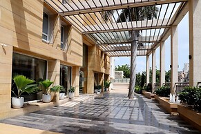 Quality Inn Patria Suites, Rajkot