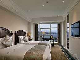 Yinxin Century Hotel