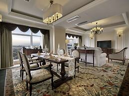 Yinxin Century Hotel